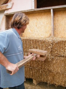 MUR_B_Persuadeur_botte_a_plat-2-225x300